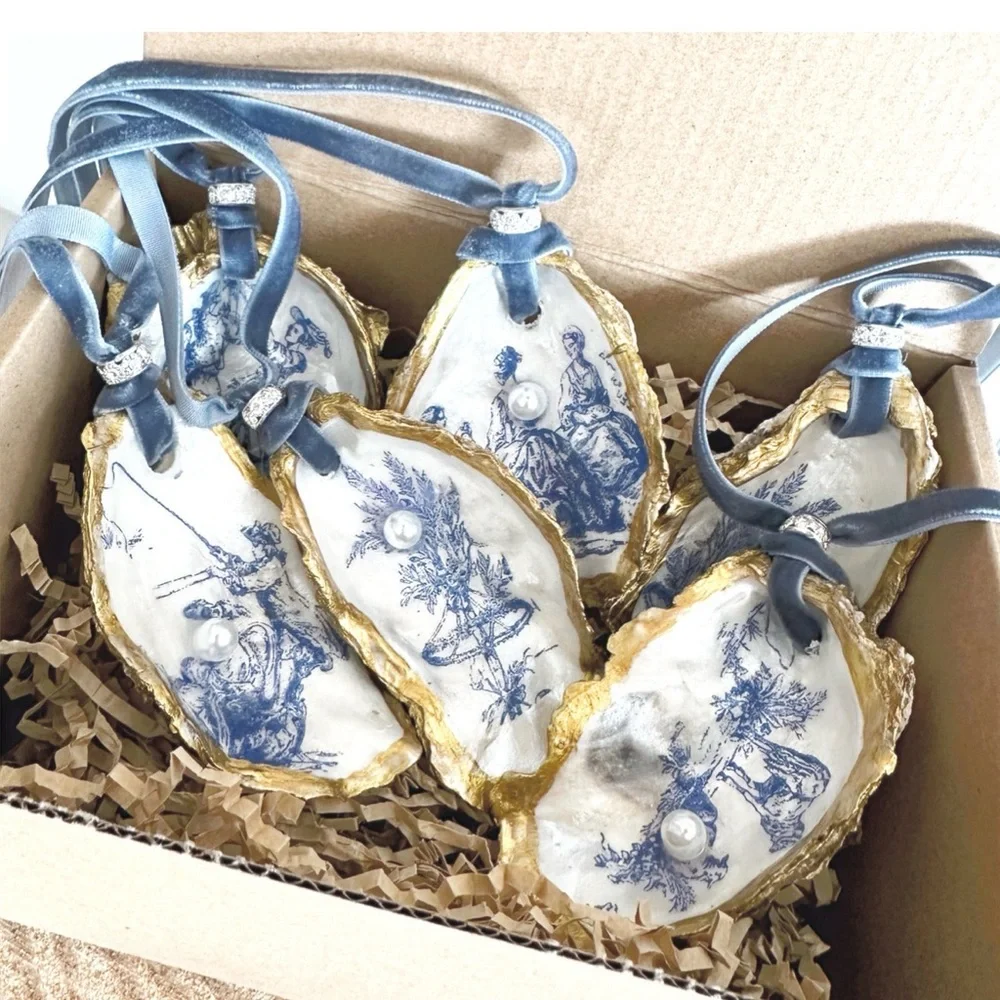 Set of 6 Handcrafted Blue Toile Oyster Shell Napkin Ring Holders - Picture 4 of 10